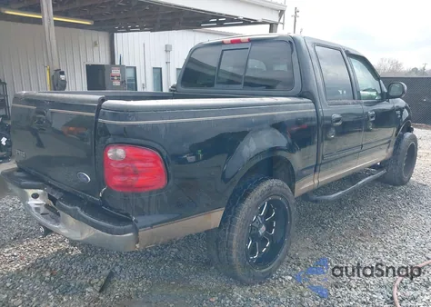 2002 Ford F-150 Lariat/Xlt z USA, uszkodzony, nr VIN 1FTRW07622KA22881